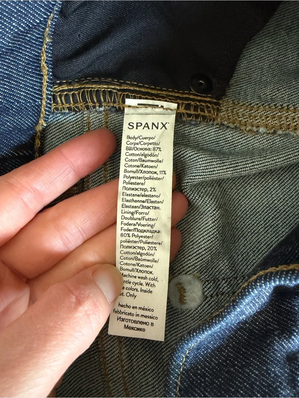 SPANX EveryWear Pull On Kick Flare Jeans Size Medium Raw Indigo